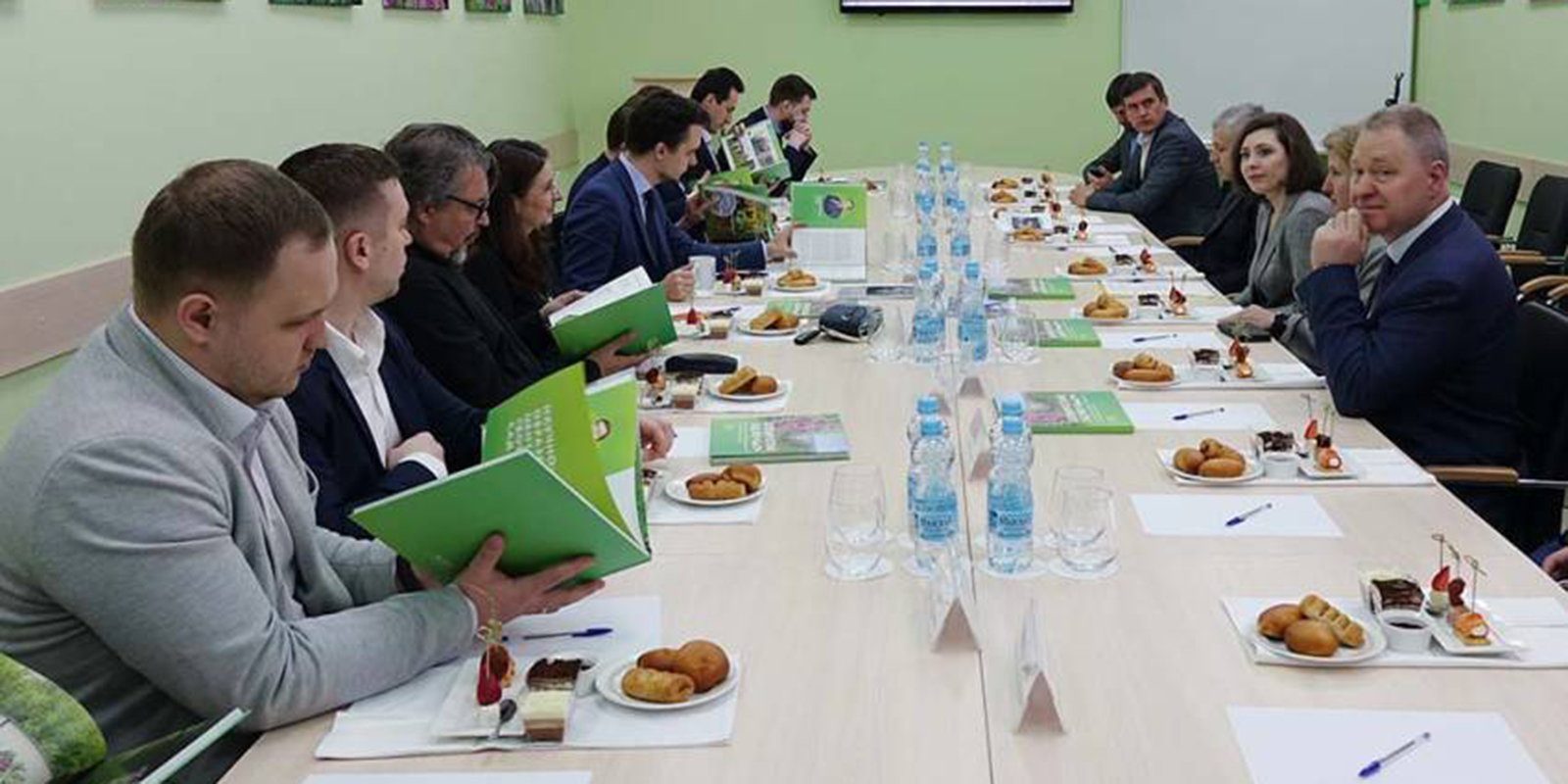 НИУ «БелГУ» посетила делегация во главе с помощником вице-премьера РФ